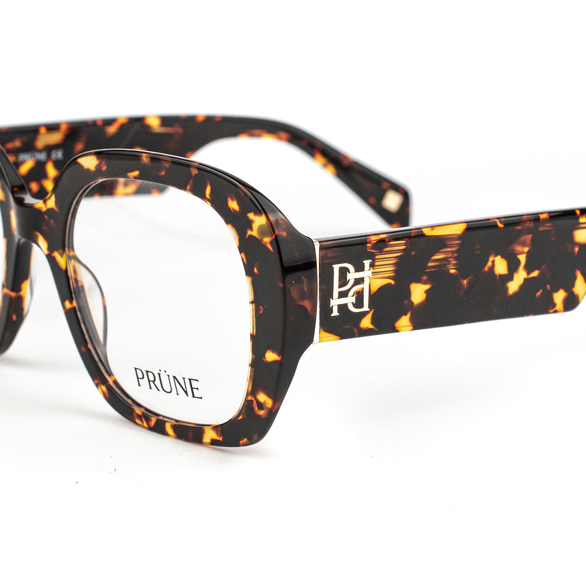 Prune Pili 05 51 - 22